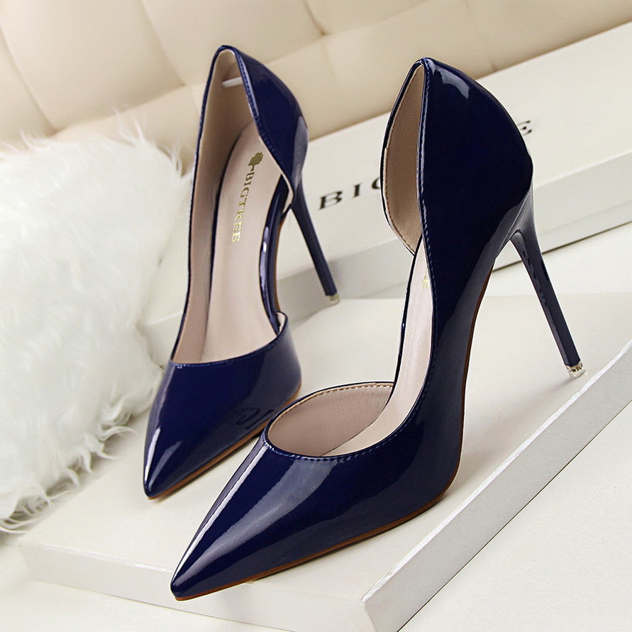 Navy blue patent leather stiletto heels embody langry fashion and elegance in ملابس