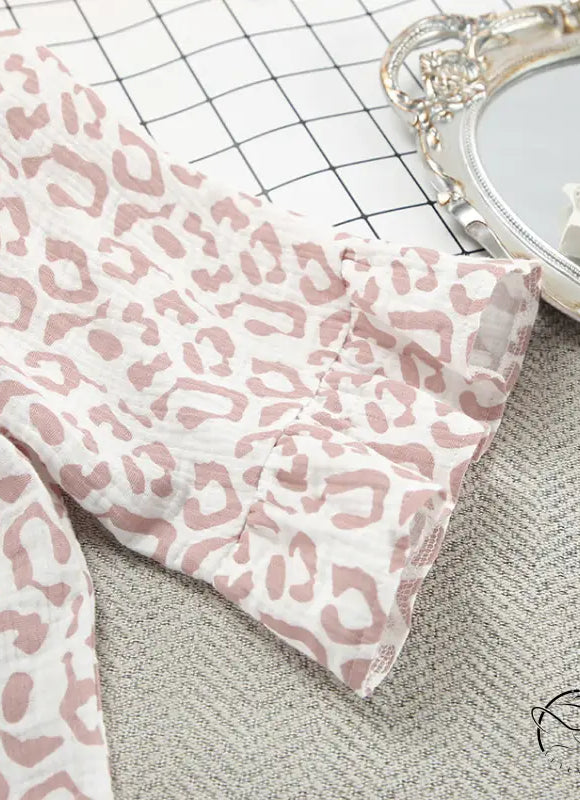 Pink and white leopard print ruffled short sleeves pajamas set
