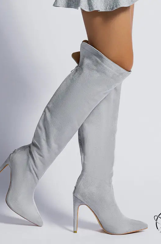 Elegant gray over-the-knee stiletto boots in langry fashion
