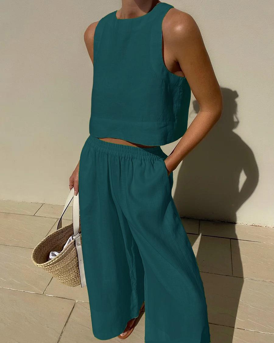 Teal two-piece outfit from Langry, featuring a casual loose sleeveless shirt