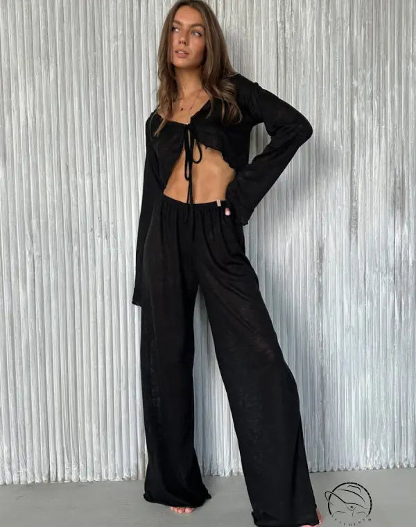 Women’s black long-sleeve crop top and wide-leg pants casual loose pajamas set