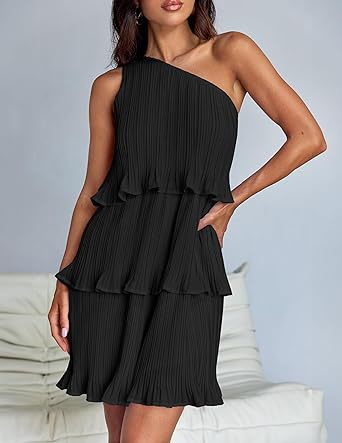 Black one-shoulder layered stitching pleated dress showcasing stunning shoulder design