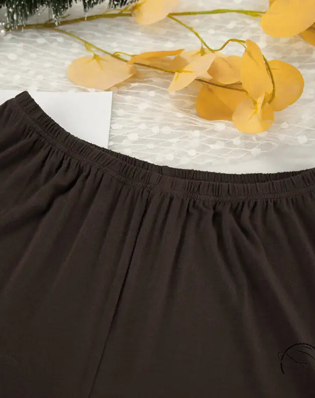 Dark brown elastic waist trousers in round neck long sleeve casual pajamas suit