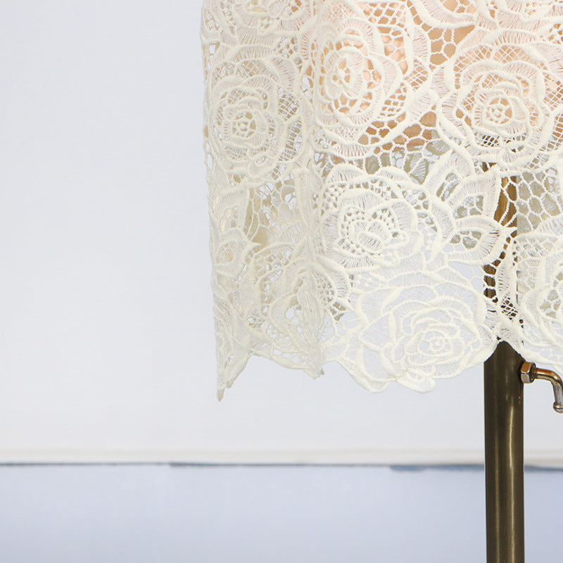 Delicate white lace fabric with floral pattern for French Elegant Dress short sleeve fashion
