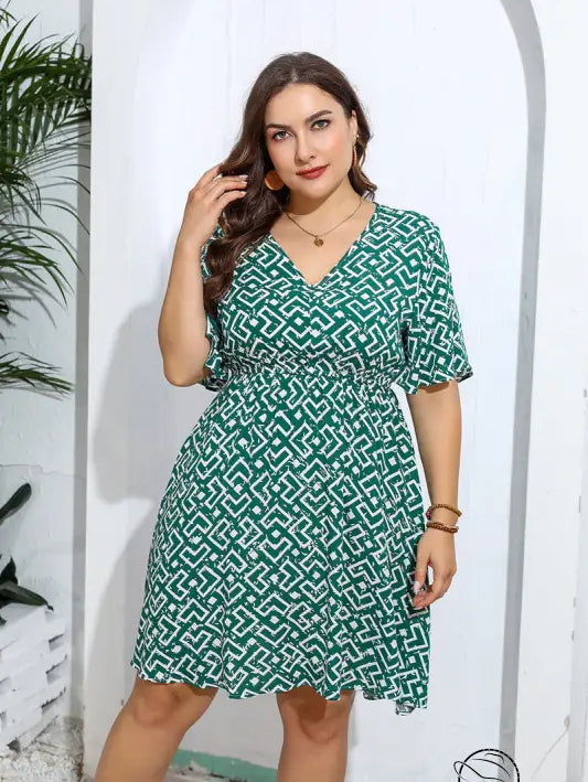 Casual v neck loose dress in green white geometric print