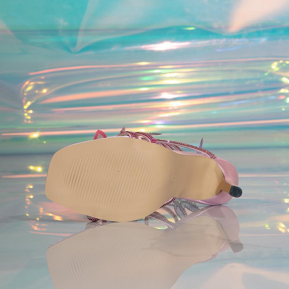 Langry fashion cream silicone wristband with pink braided cord for stylish ملابس