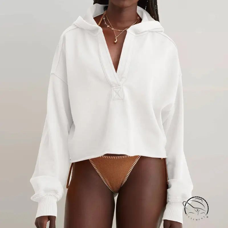 White langry fashion cropped hoodie with v-neck collar