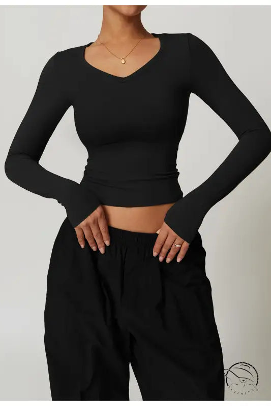 Winter quick drying brushed tight black V-neck yoga top with thumb holes and pants