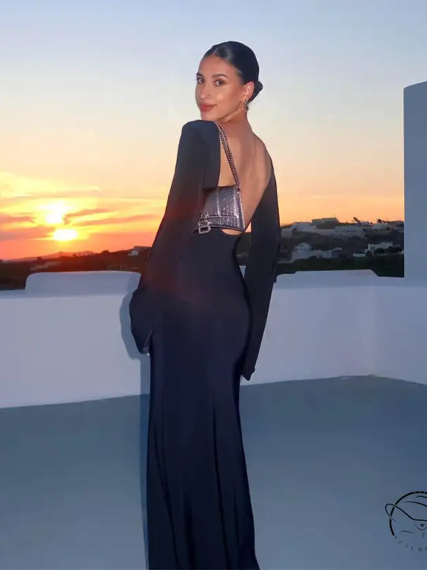 ELEGANT BEACH DRESS-VETEMENTS