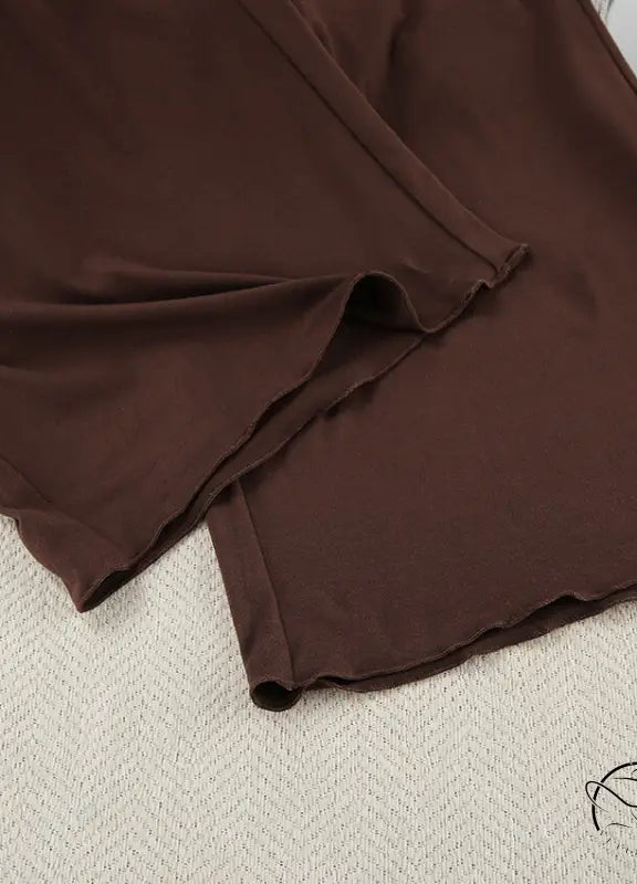 Brown wide-leg knitted pajamas with lettuce-edge hems