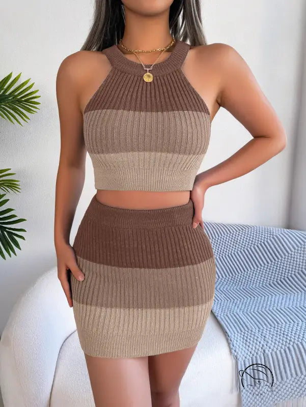 Gradient color cropped top bag hip skirt set with stripes