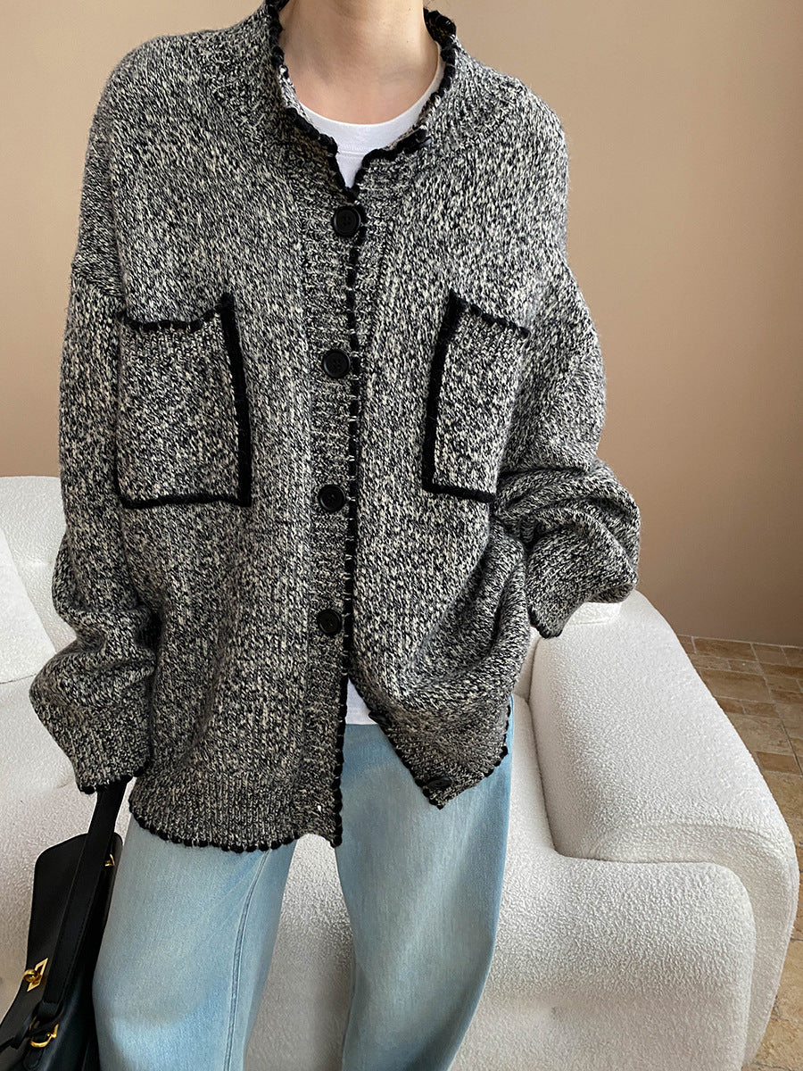 Black and white boucle jacket with fashionable double pocket loose knitted design