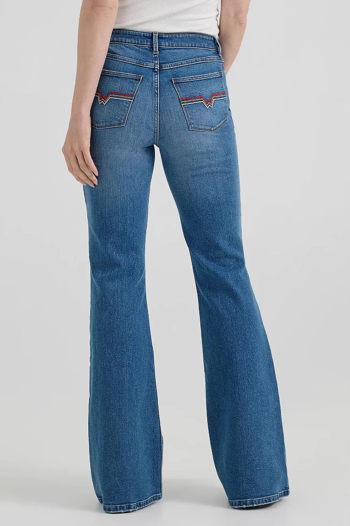 High-waisted flared blue denim jeans with signature back pockets for fashionable ملابس