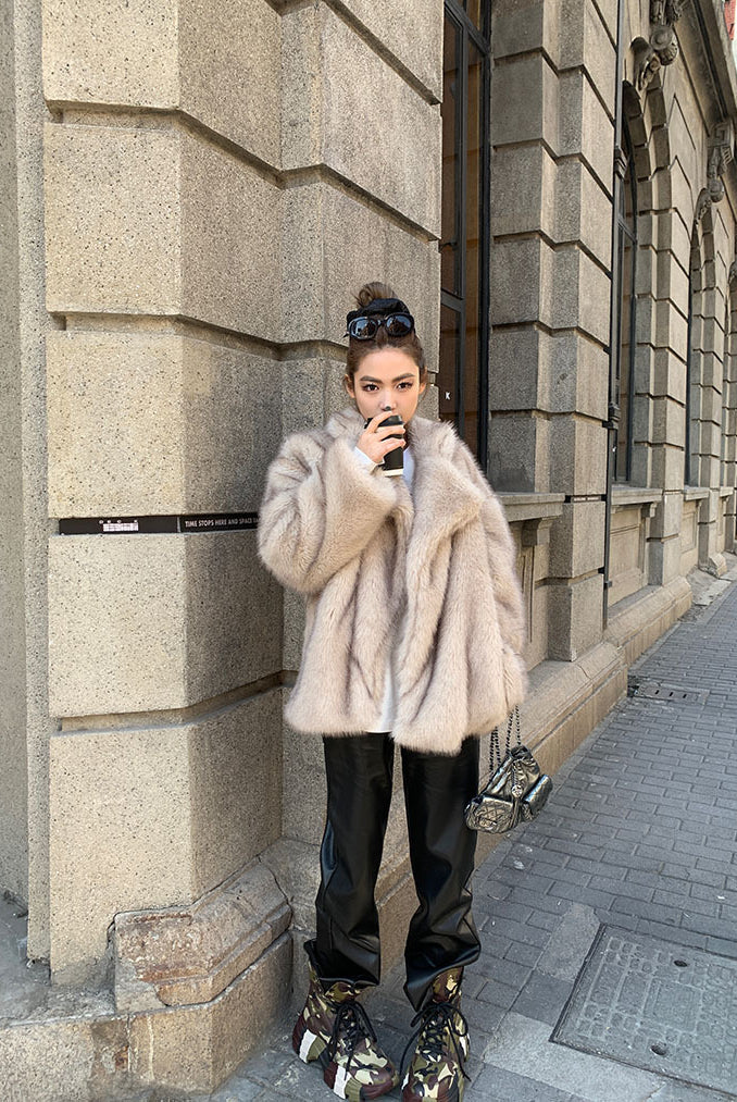 Light beige fluffy faux fur Langry fashion winter shearling jacket