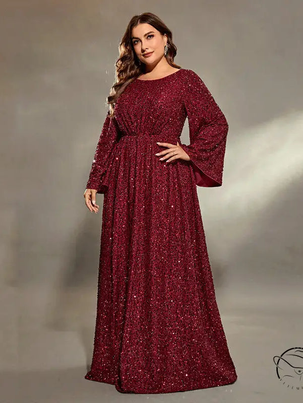 Extra flattering evening dress in sparkly maroon with long sleeves