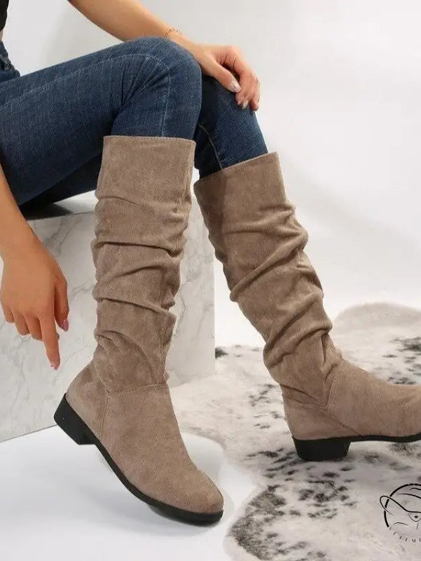Pile Suede Slip on Knee High Boots