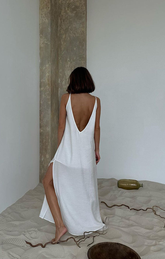 White langry fashion maxi dress in comfortable loose pajamas style