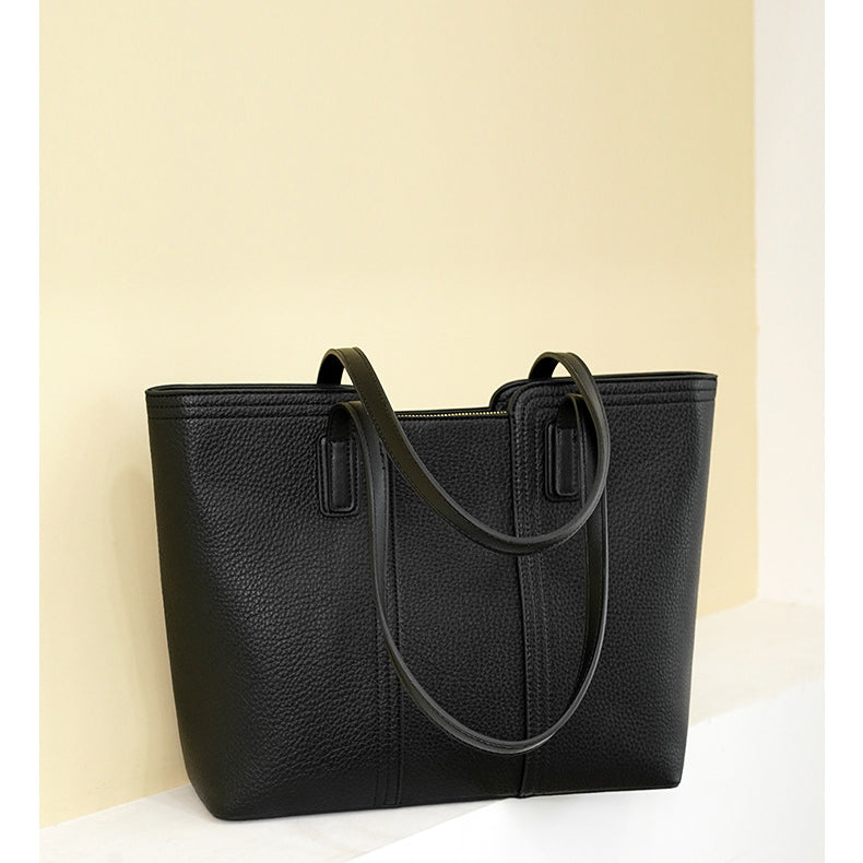 Enchanting Retro Shoulder Bag