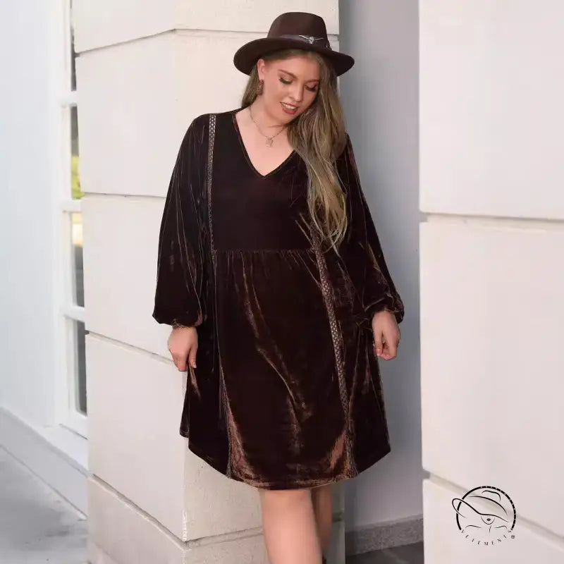 Dark brown velvet loose slimming casual dress with V-neck and voluminous sleeves