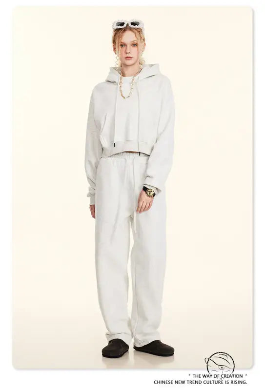 Langry winter retro hooded pullover in all-white sweatsuit fashion