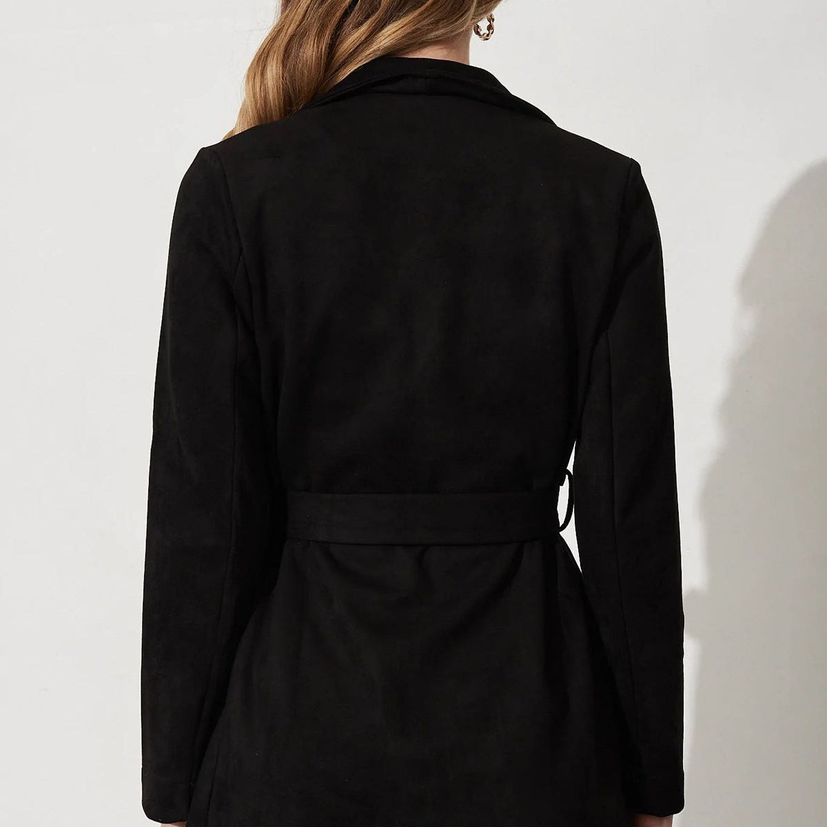 COLLARED SUEDE COAT-VETEMENTS