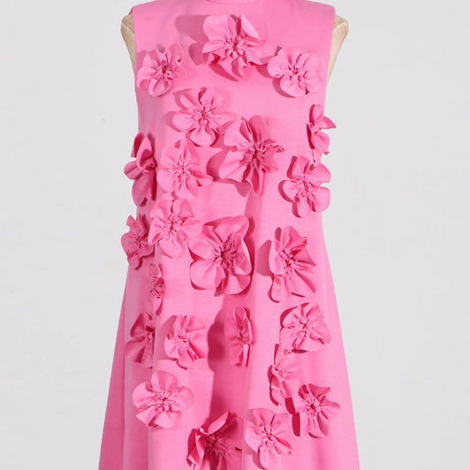 Pink sleeveless floral dress with tie bow and fashionable stand-up collar for summer style