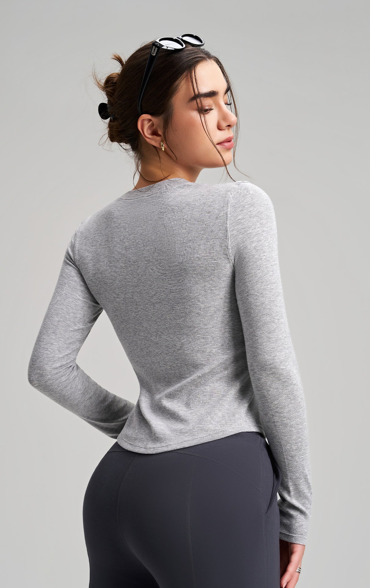 Gray heather langry fashion top, fitted long-sleeved ملابس for yoga