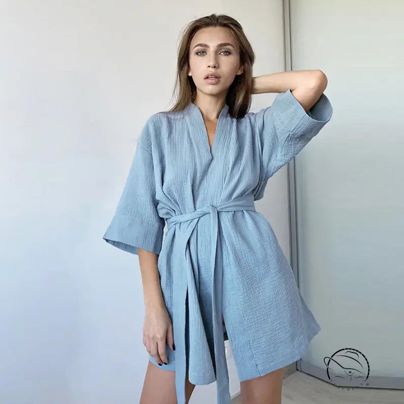 Pure cotton casual nightgown: light blue textured short robe with wide sleeves and tie waist