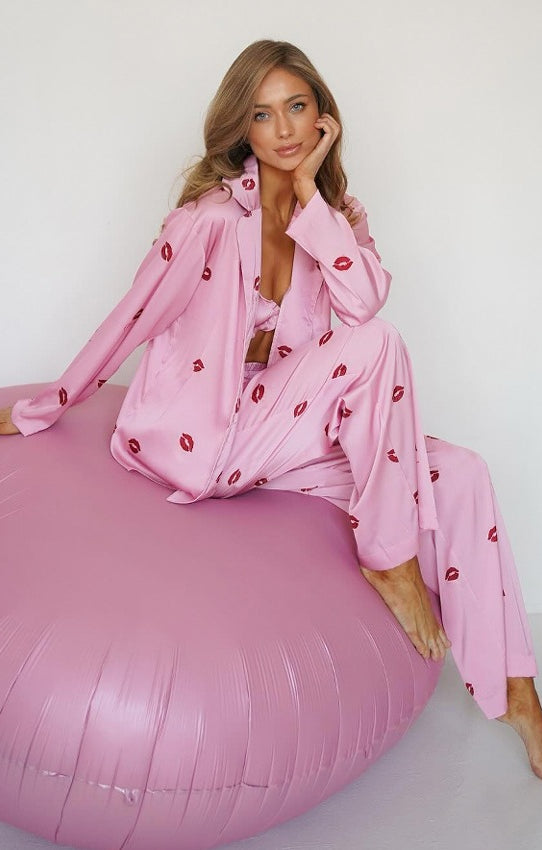 Lavender langry fashion pajamas with cloud bean bag chair and pink lips design