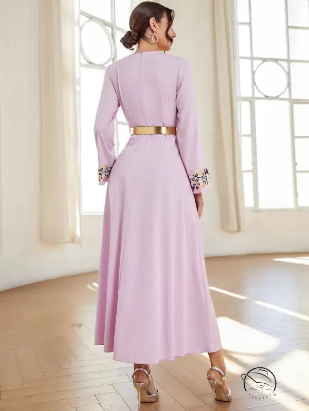 Middle East embroidered slim langry fashion dress with belt