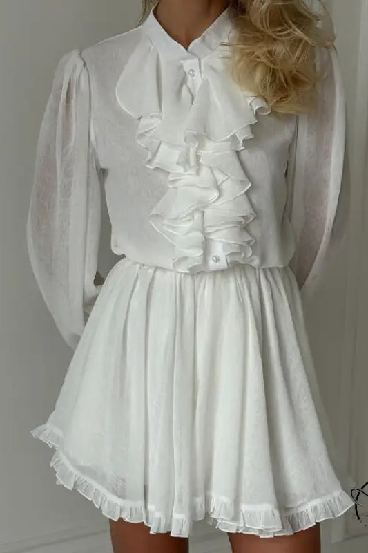 Elegant French short dress in white ruffled langry fashion ملابس