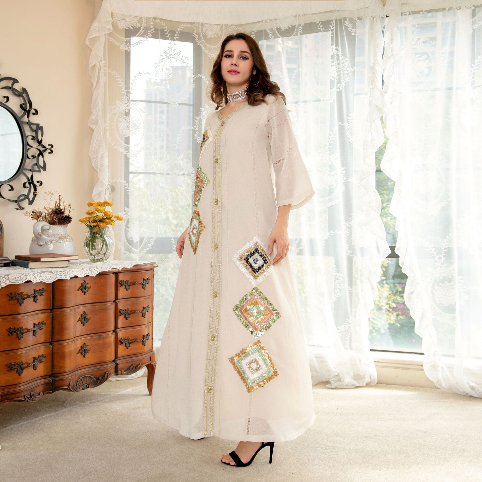 White embroidered floral loose kaftan dress in langry fashion ملابس