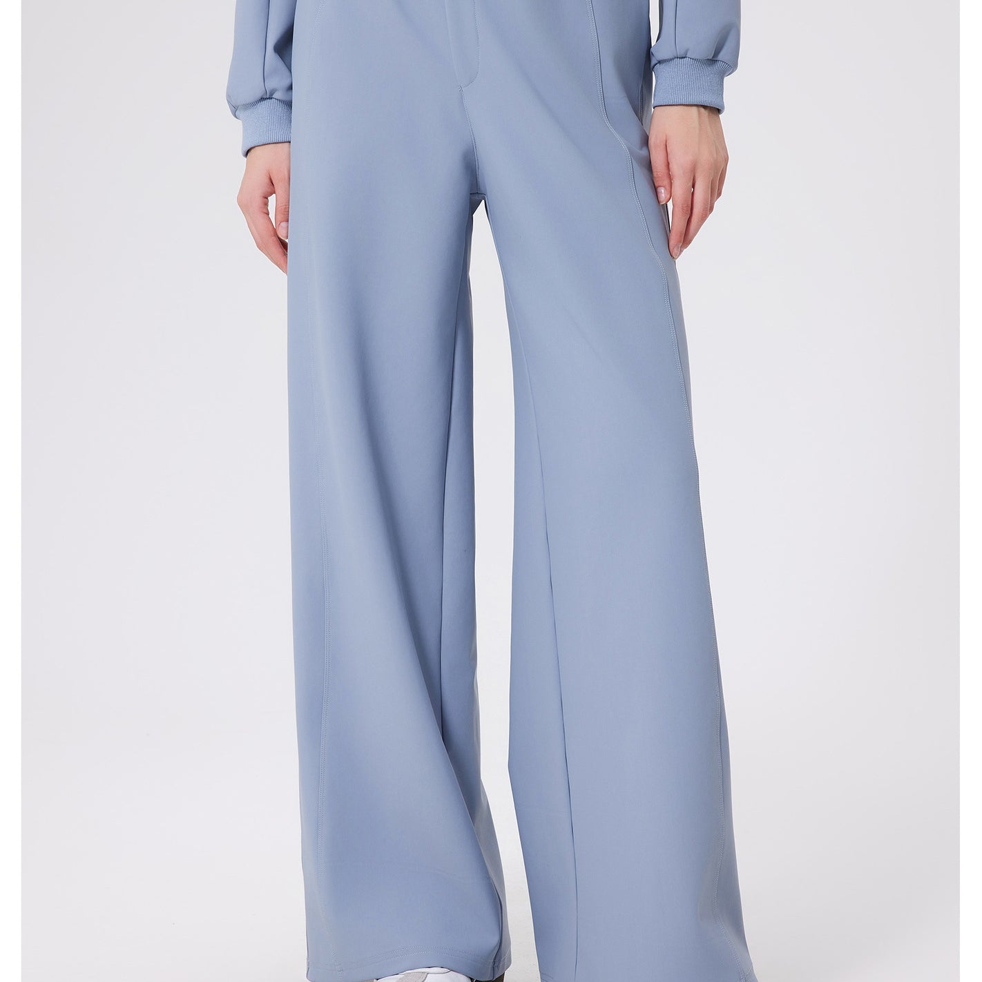 Light blue high-waist loose fitness warm pants with button detail from Zara