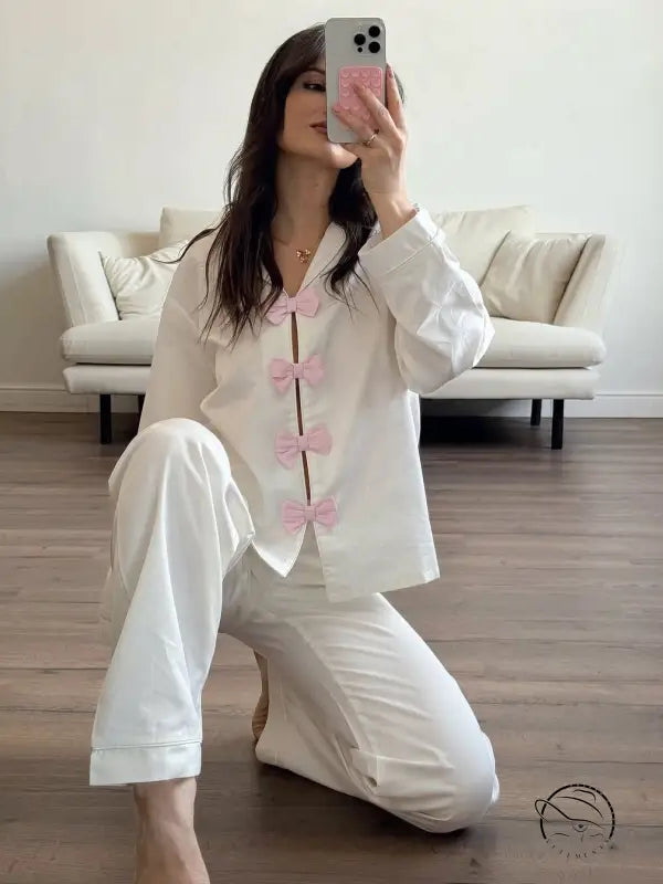 Elegant white and pink langry fashion pajamas with bow polo collar and trousers