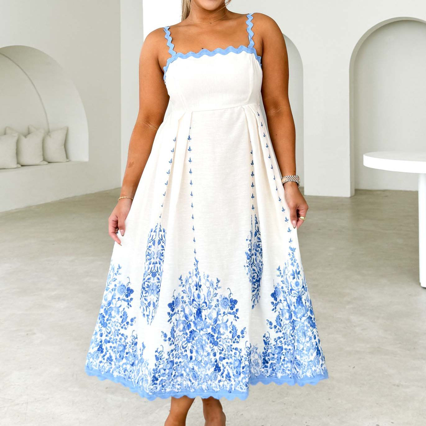 Attractive Backless Dress featuring a white floral sundress design for stylish fashion ملابس