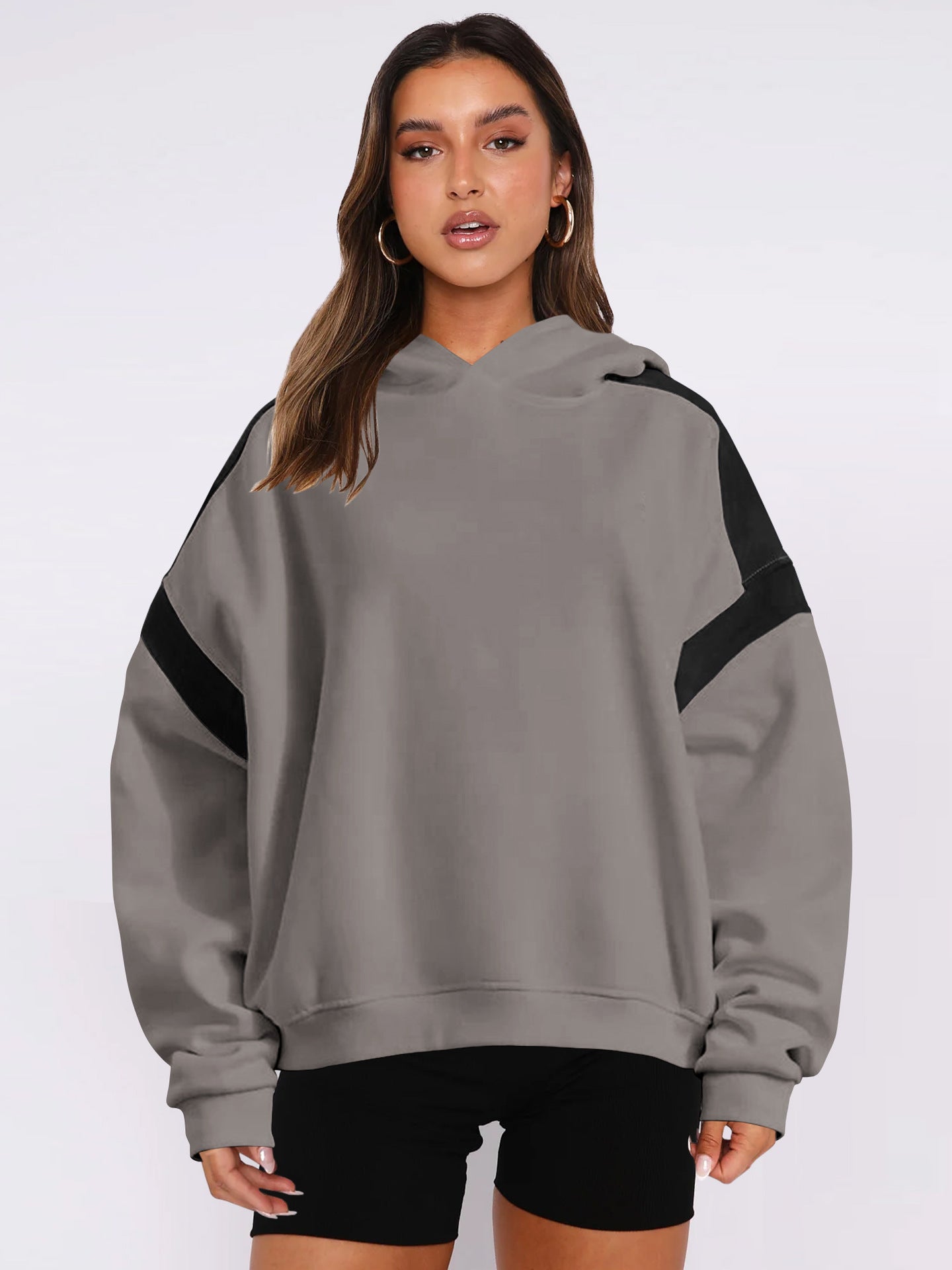 Gray hoodie with black shoulder accents, a stylish addition to Langry fashion ملابس