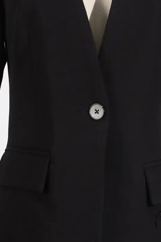 Black blazer with button closure in gorgeous wide leg pants two piece set