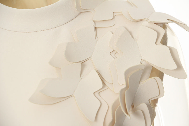 Elegant white layered floral embellishments dress from Winter Butterfly Shape Evening Dress collection, stylish fashion ملابس for sophisticated occasions