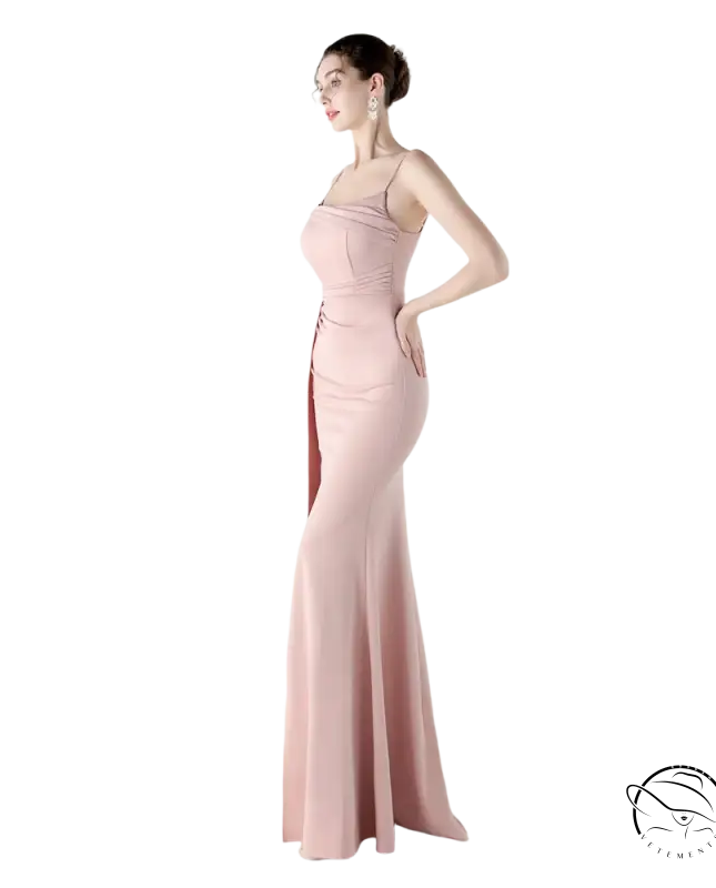 Elegant blush-pink langry fashion mermaid gown with high side slit
