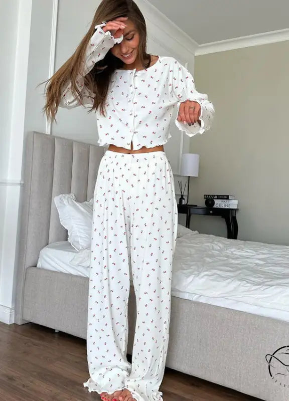 White langry floral print two-piece pajama set for women