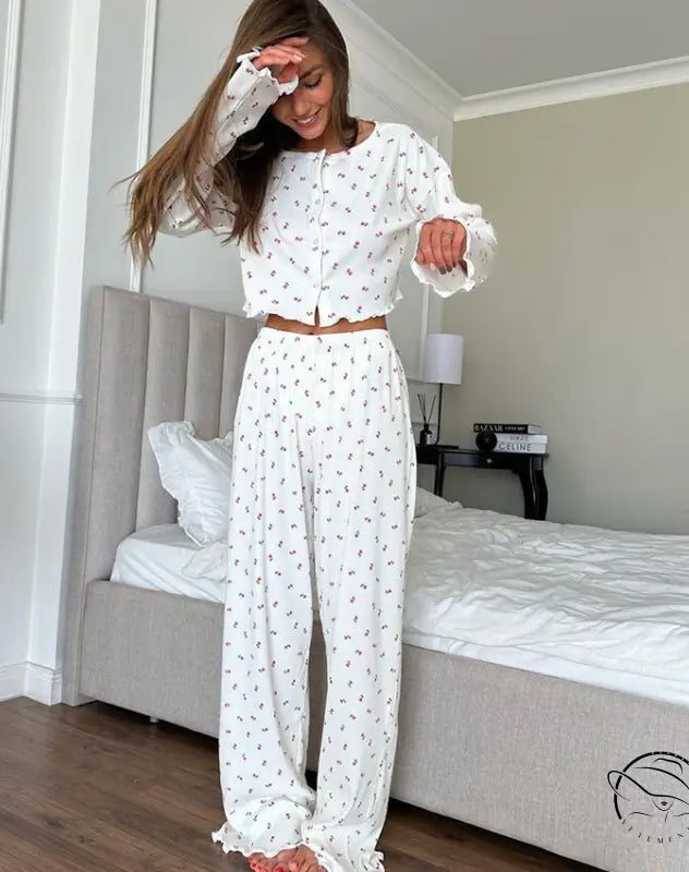 White langry floral print two-piece pajama set for women