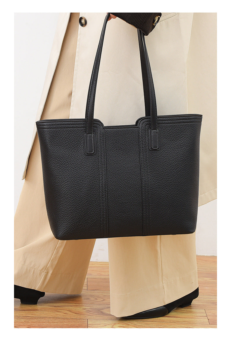 Enchanting Retro Shoulder Bag