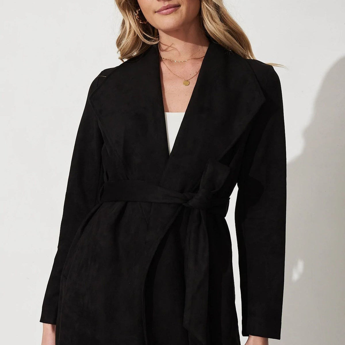 COLLARED SUEDE COAT-VETEMENTS