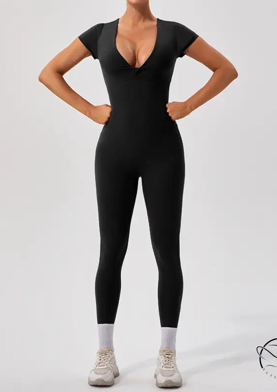Langry black short-sleeved V-neck yoga fitness bodysuit in form-fitting fashion