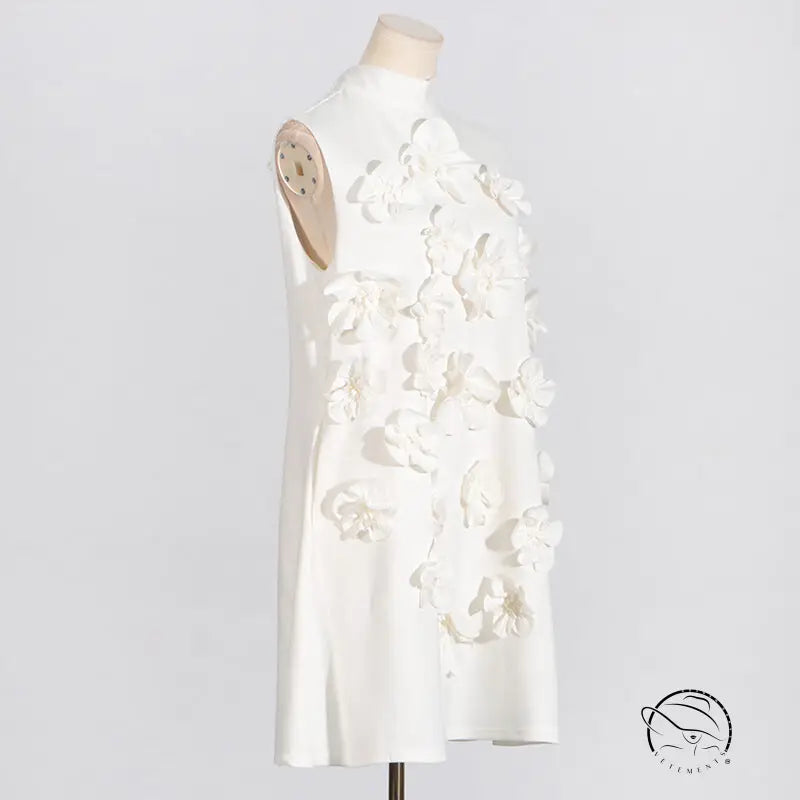 Retro socialite sleeveless floral dress with tie bow design