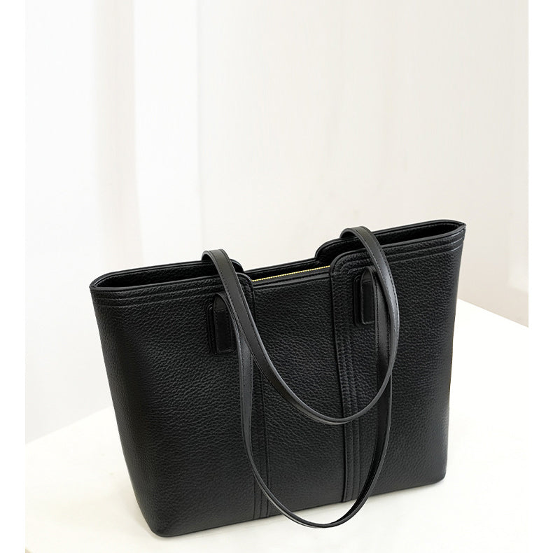 Enchanting Retro Shoulder Bag