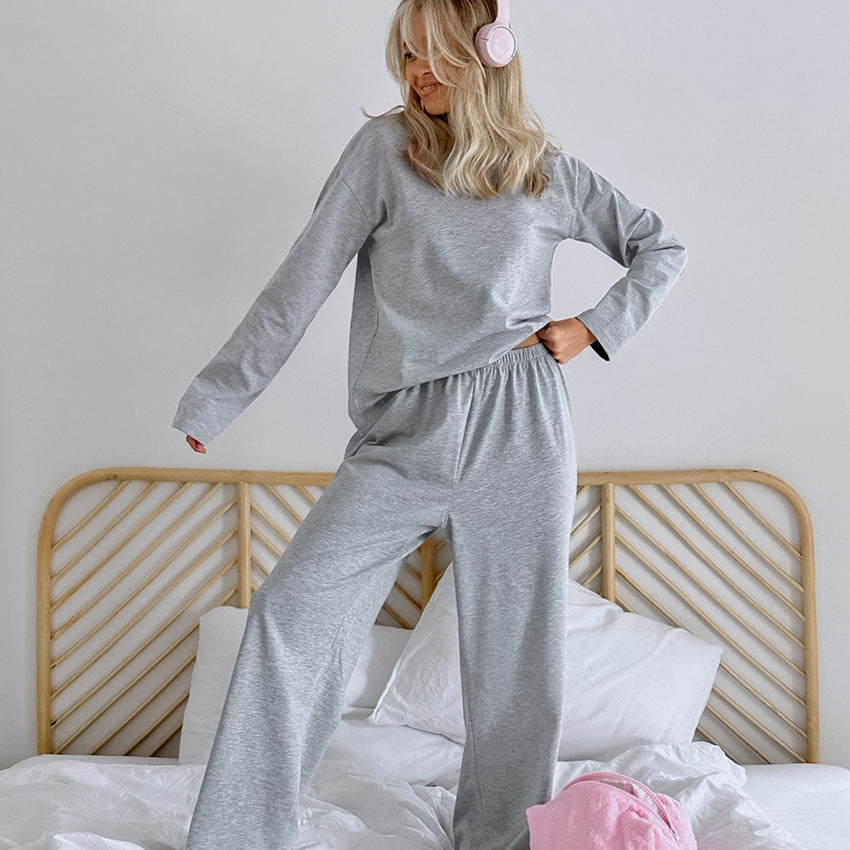 Light grey long-sleeved pajamas with wide-leg pants from Comfortable Knitted Home Wear