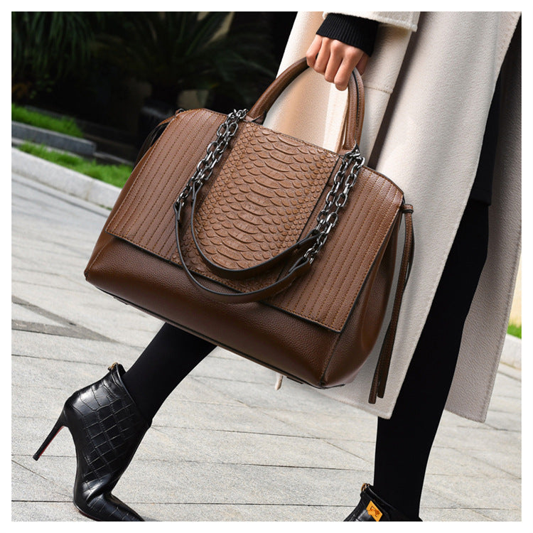 Langry fashion brown snakeskin handbag with chain strap