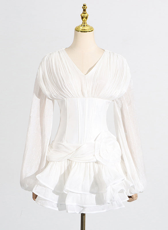 Elegant white ruffled blouse in Langry fashion, long sleeves and pleated bodice