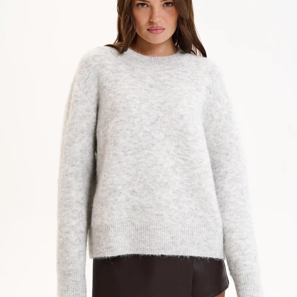 Light gray speckled wool alpaca long sleeve round neck sweater